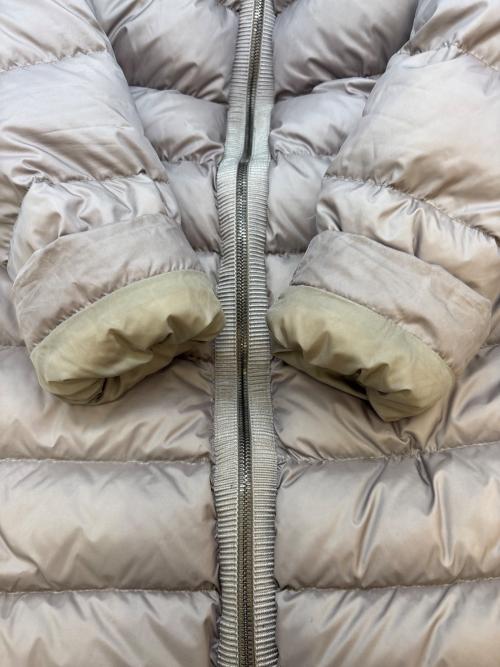 MONCLER（モンクレール）MONCLER (モンクレール) MONCLER　ダウンコート ベージュの古着・服飾アイテム