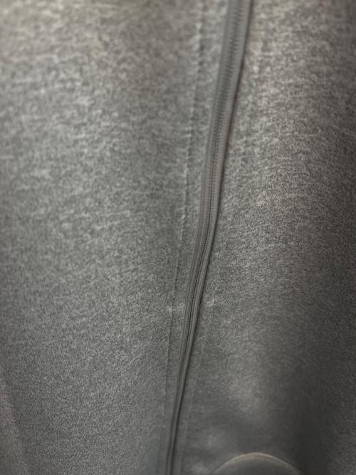 SKINS（スキンズ）SKINS (スキンズ) SKINS　トラックジャケット グレー サイズ:Mの古着・服飾アイテム
