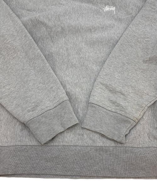 stussy（ステューシー）stussy (ステューシー) stussy　クルーネックスウェット グレー サイズ:Mの古着・服飾アイテム