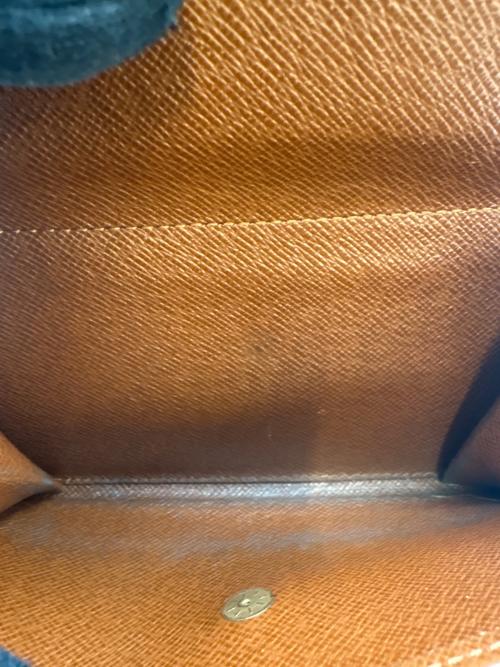 LOUIS VUITTON（ルイ ヴィトン）LOUIS VUITTON (ルイ ヴィトン) LOUIS VUITTON モノグラム ポルトトレゾール エテュイパピエ 　3つ折り財布 ブラウンの古着・服飾アイテム