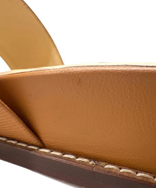 COLE HAAN（コールハーン）COLE HAAN (コールハーン) COLE HAAN　WESLEY DEMI WDG SNDL　サンダル ベージュ サイズ:8Bの古着・服飾アイテム