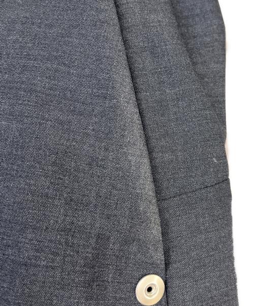 CONZ（コンズ）CONZ (コンズ) CONZ　BERMUDA SHORTS グレー サイズ:3の古着・服飾アイテム