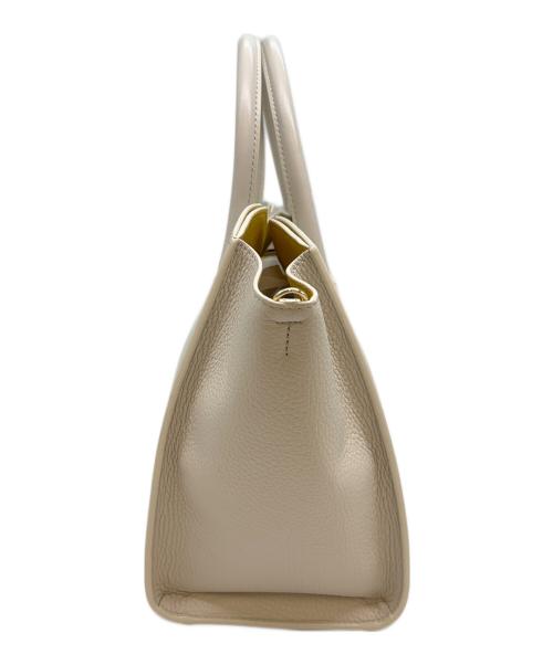 FURLA（フルラ）FURLA (フルラ) FURLA　GENESI L TOTE　トートバッグ アイボリーの古着・服飾アイテム