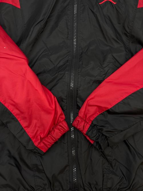 JORDAN（ジョーダン）JORDAN (ジョーダン) JORDAN　ナイロンパーカー ブラック×レッド サイズ:Mの古着・服飾アイテム
