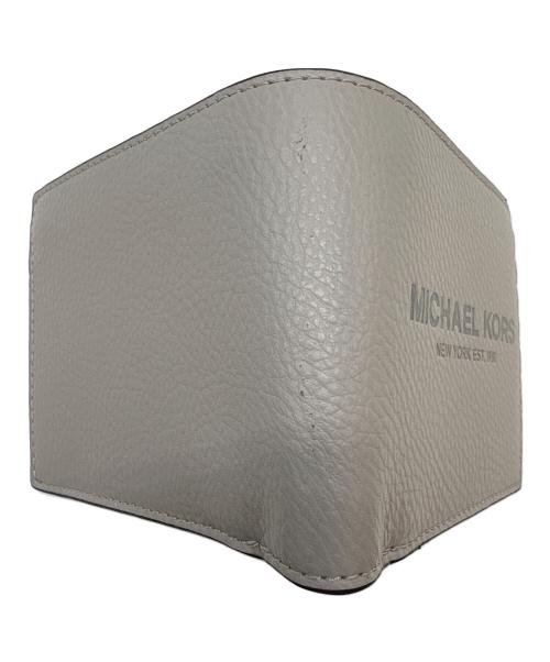 MICHAEL KORS（マイケルコース）MICHAEL KORS (マイケルコース) MICHAEL KORS 　2つ折り財布 グレーの古着・服飾アイテム