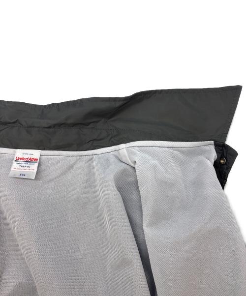 TT&CO.（ティーティー・アンド・カンパニー）TT&CO. (ティーティー・アンド・カンパニー) united athle (ユナイテッドアスレ) TT&CO × united athle　コーチジャケット グレー サイズ:XXLの古着・服飾アイテム