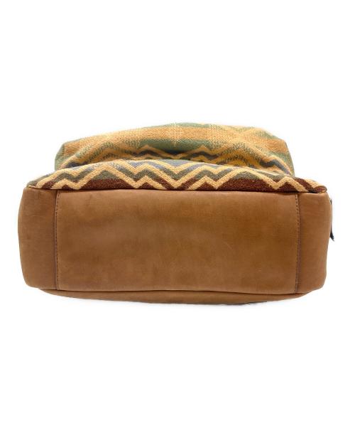 UGG（アグ）UGG (アグ) PENDLETON (ペンドルトン) UGG　PENDLETON　リュック ベージュの古着・服飾アイテム