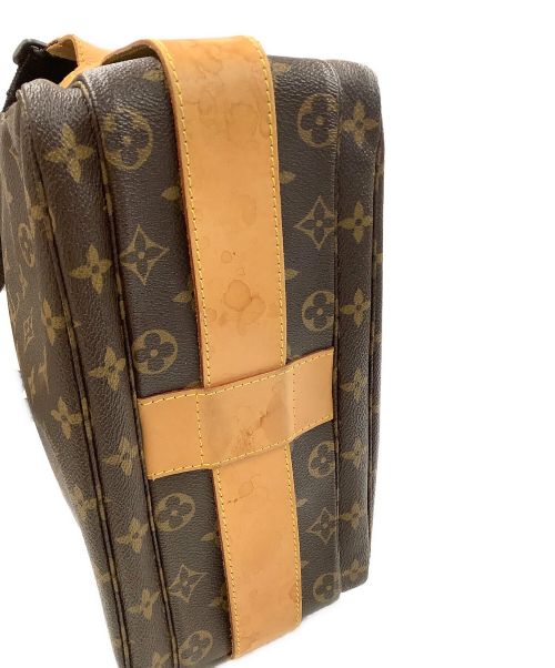 LOUIS VUITTON（ルイ ヴィトン）LOUIS VUITTON (ルイ ヴィトン) ナヴィグリオSPO ブラウンの古着・服飾アイテム