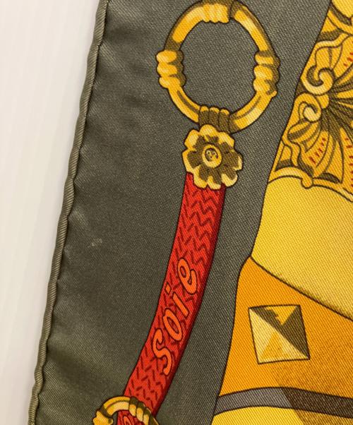 HERMES（エルメス）HERMES (エルメス) スカーフ オリーブ×イエローの古着・服飾アイテム