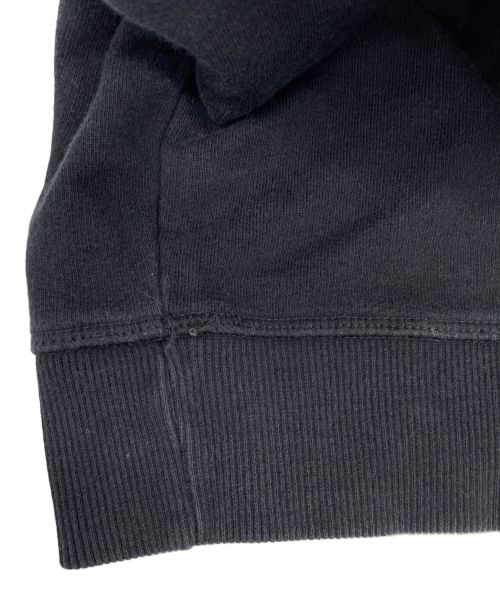 J.W.ANDERSON（ジェイダブリューアンダーソン）J.W.ANDERSON (ジェイダブリューアンダーソン) GILBERT & GEORGE (ギルバート&ジョージ) プルオーバーパーカー ブラック サイズ:Mの古着・服飾アイテム