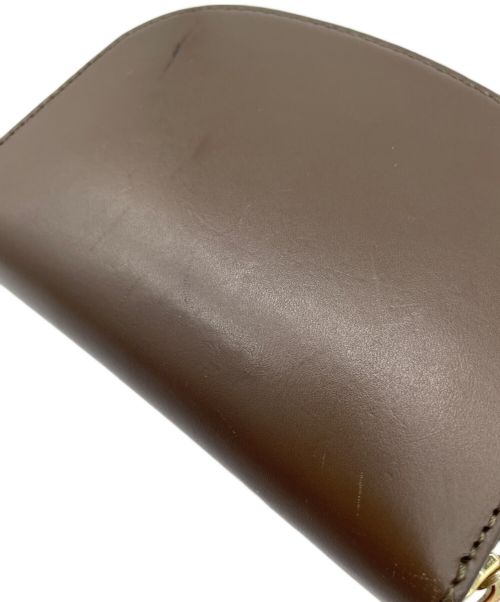 A.P.C.（アーペーセー）A.P.C. (アーペーセー) 財布 ブラウンの古着・服飾アイテム