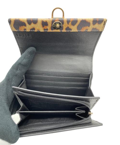 FURLA（フルラ）FURLA (フルラ) 2つ折り財布 ベージュの古着・服飾アイテム