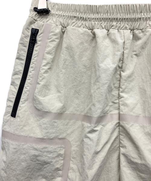 unknown（アンノーン）Unknown (アンノーン) ハーフパンツ ベージュ サイズ:Mの古着・服飾アイテム