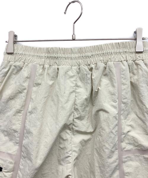 unknown（アンノーン）Unknown (アンノーン) ハーフパンツ ベージュ サイズ:Mの古着・服飾アイテム