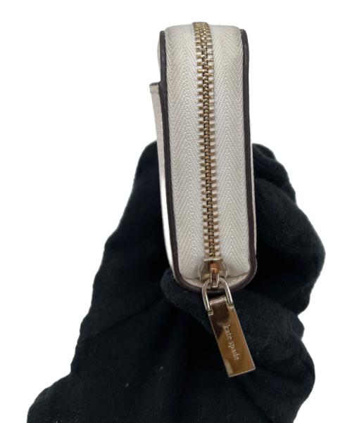 Kate Spade（ケイトスペード）Kate Spade (ケイトスペード) ミニウォレット ホワイトの古着・服飾アイテム