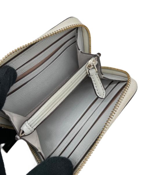 Kate Spade（ケイトスペード）Kate Spade (ケイトスペード) ミニウォレット ホワイトの古着・服飾アイテム