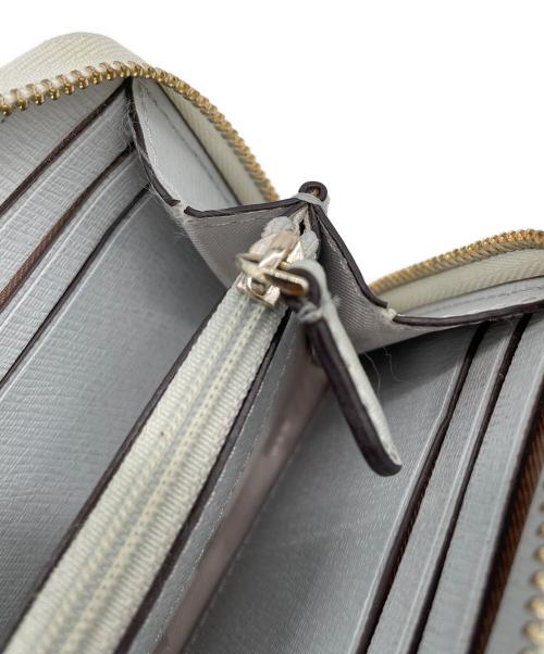 Kate Spade（ケイトスペード）Kate Spade (ケイトスペード) ミニウォレット ホワイトの古着・服飾アイテム