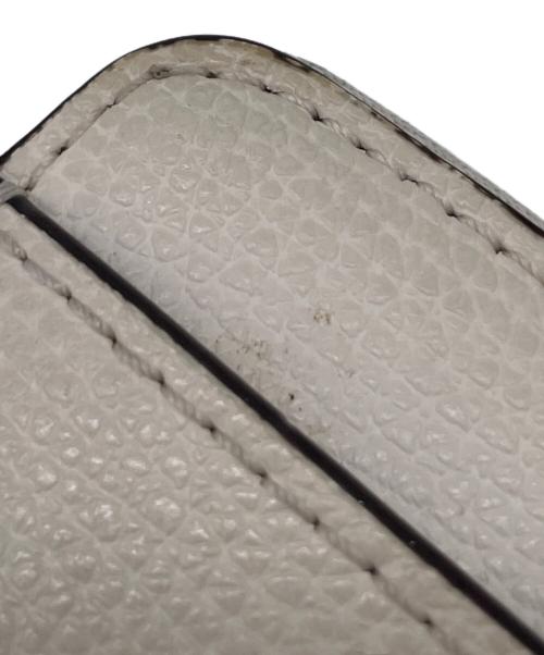 Kate Spade（ケイトスペード）Kate Spade (ケイトスペード) ミニウォレット ホワイトの古着・服飾アイテム