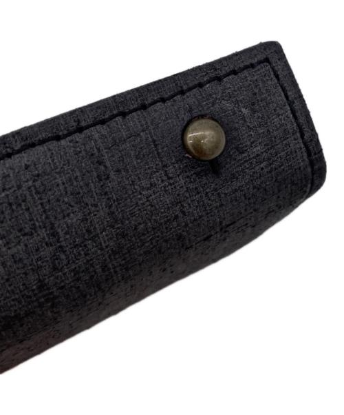 M+（エムピウ）m+ (エムピウ) 2つ折り財布の古着・服飾アイテム