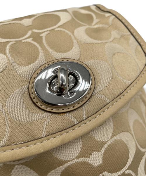 COACH（コーチ）COACH (コーチ) ショルダーバッグ ベージュの古着・服飾アイテム