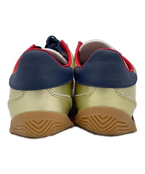 adidas（アディダス）adidas (アディダス) スニーカー ゴールド サイズ:23.5cmの古着・服飾アイテム