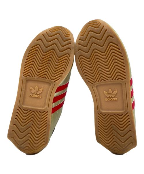 adidas（アディダス）adidas (アディダス) スニーカー ゴールド サイズ:23.5cmの古着・服飾アイテム