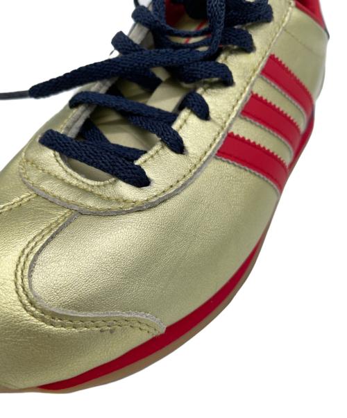 adidas（アディダス）adidas (アディダス) スニーカー ゴールド サイズ:23.5cmの古着・服飾アイテム
