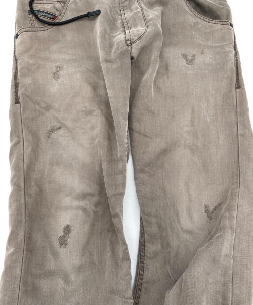 DIESEL（ディーゼル）DIESEL (ディーゼル) ジョグジーンズ ブラウン サイズ:30の古着・服飾アイテム