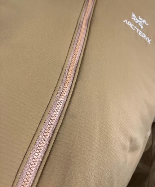 ARC'TERYX（アークテリクス）ARC'TERYX (アークテリクス) ATOM AR HOODY サイズ:Mの古着・服飾アイテム