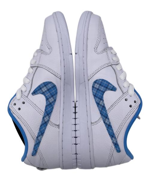 NIKE（ナイキ）NIKE (ナイキ) SB Dunk Low Pro Nicole Hause ホワイト×ブルー サイズ:26.5㎝ 未使用品の古着・服飾アイテム