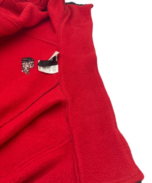 THE NORTH FACE（ザ ノース フェイス）THE NORTH FACE (ザ ノース フェイス) フリースジャケット レッド×ブラック サイズ:Mの古着・服飾アイテム