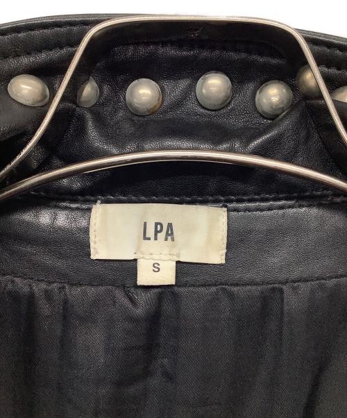 LPA（エルピーエー）LPA (エルピーエー) スタッズライダースレザージャケット ブラック サイズ:Ｓの古着・服飾アイテム