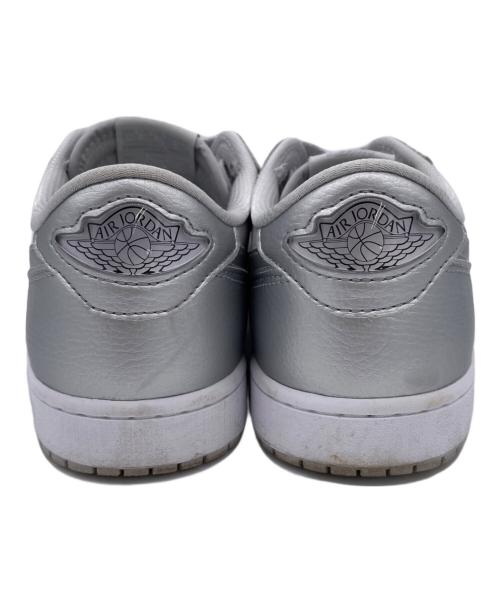 NIKE（ナイキ）NIKE (ナイキ) スニーカー ライトグレー サイズ:28.5cmの古着・服飾アイテム