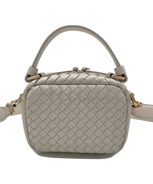 COLE HAAN（コールハーン）COLE HAAN (コールハーン) 2WAY編み込みバッグ ホワイトの古着・服飾アイテム