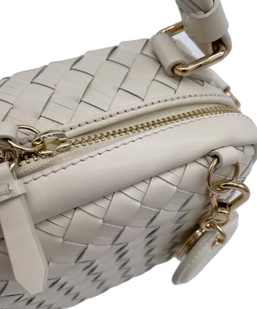 COLE HAAN（コールハーン）COLE HAAN (コールハーン) 2WAY編み込みバッグ ホワイトの古着・服飾アイテム