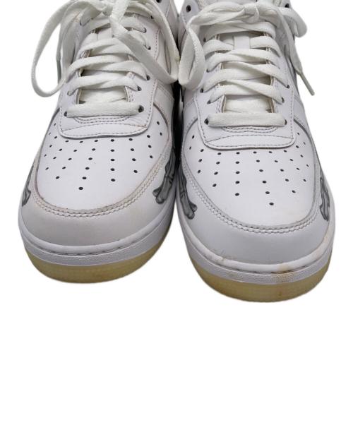 NIKE（ナイキ）NIKE (ナイキ) スニーカー ホワイト サイズ:29の古着・服飾アイテム