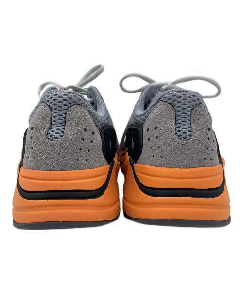 adidas（アディダス）adidas (アディダス) YEEZY BOOST 700 グレー×オレンジ サイズ:26.5㎝の古着・服飾アイテム