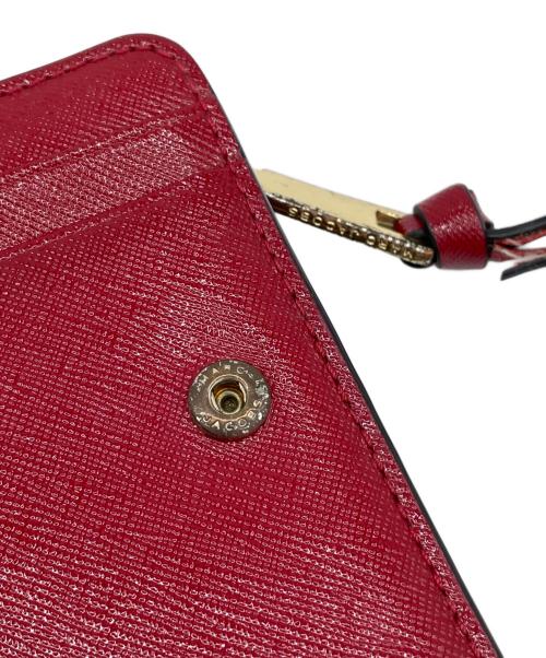 Marc by Marc Jacobs（マークバイマークジェイコブス）Marc by Marc Jacobs (マークバイマークジェイコブス) ザ スナップショット ミニ コンパクト ウォレット　2つ折り財布の古着・服飾アイテム