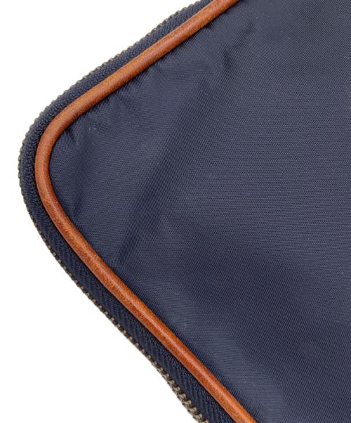 Felisi（フェリージ）Felisi (フェリージ) クラッチバッグ ネイビーの古着・服飾アイテム