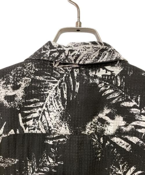 LEVI'S（リーバイス）LEVI'S (リーバイス) 半袖シャツ ブラック サイズ:Sの古着・服飾アイテム