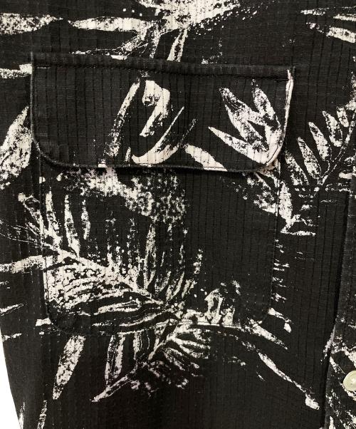 LEVI'S（リーバイス）LEVI'S (リーバイス) 半袖シャツ ブラック サイズ:Sの古着・服飾アイテム
