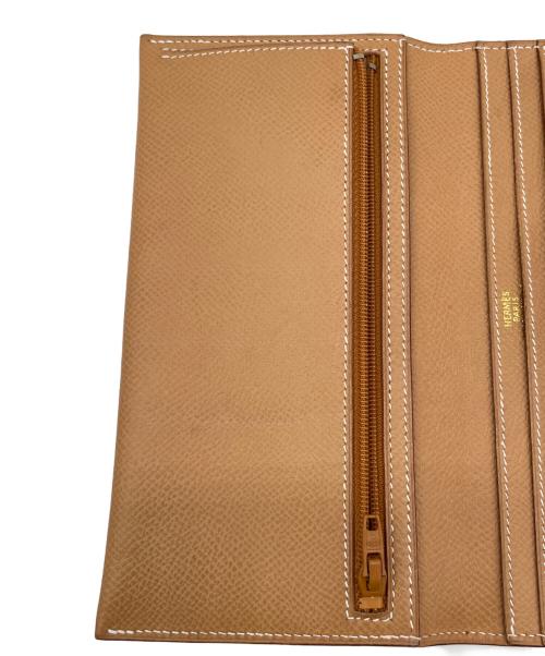 HERMES（エルメス）HERMES (エルメス) 財布 カーキの古着・服飾アイテム
