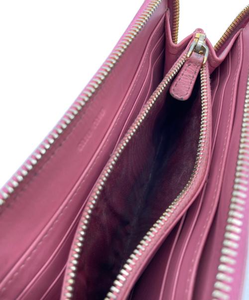 MIU MIU（ミュウミュウ）MIU MIU (ミュウミュウ) 長財布 ピンクの古着・服飾アイテム