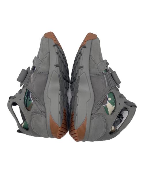 NIKE（ナイキ）NIKE (ナイキ) CORTEIZ (コーテイズ) AIR TRAINER HUARACHE SP グレー サイズ:26.5㎝の古着・服飾アイテム