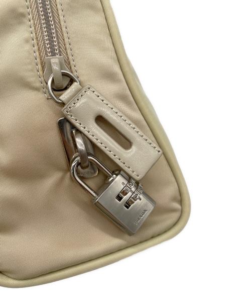 PRADA（プラダ）PRADA (プラダ) トートバッグ アイボリーの古着・服飾アイテム