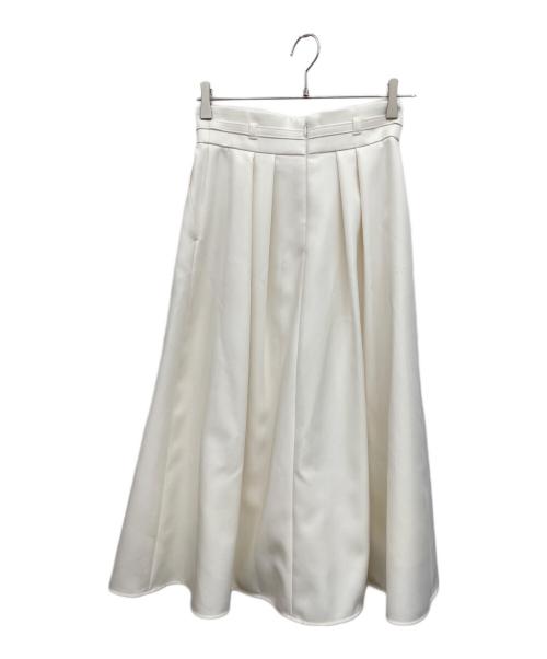 ANAYI（アナイ）ANAYI (アナイ) ブライトツイルタックフレア スカート ホワイト サイズ:36の古着・服飾アイテム