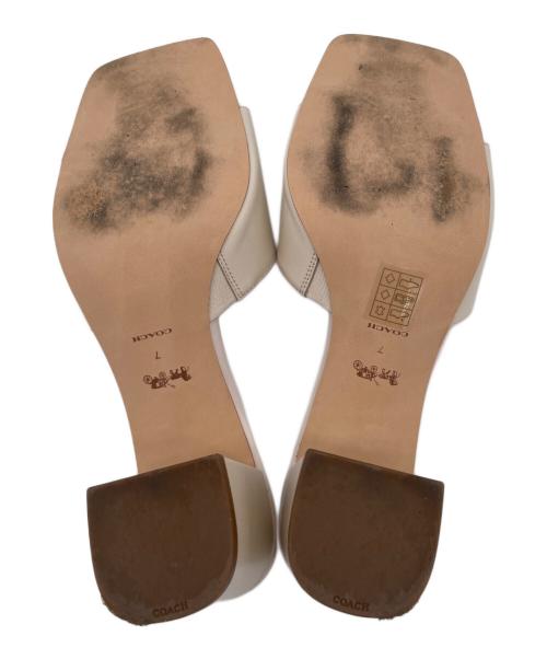 COACH（コーチ）COACH (コーチ) スクエアサンダル ホワイト サイズ:7の古着・服飾アイテム