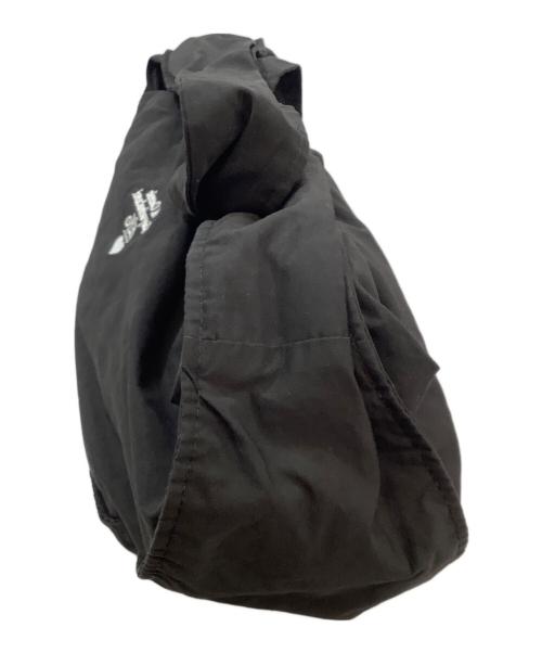 kaoyorinakami（カオヨリナカミ）kaoyorinakami (カオヨリナカミ) ショルダーバッグ ブラックの古着・服飾アイテム