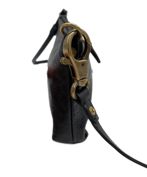 IL BISONTE（イル ビゾンテ）IL BISONTE (イル ビゾンテ) ショルダーバッグ ブラックの古着・服飾アイテム