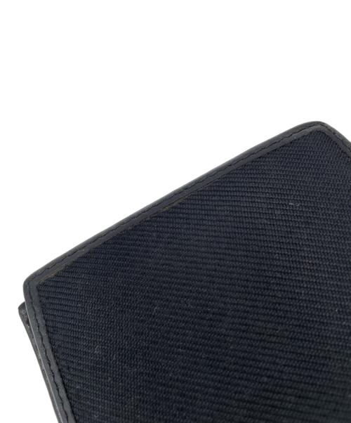 HUNTING WORLD（ハンティングワールド）HUNTING WORLD (ハンティングワールド) 2つ折り財布 ブラックの古着・服飾アイテム